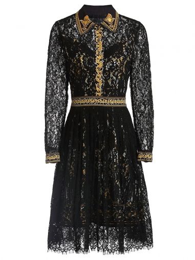 Модна елегантна рокля с черна дантела и бродирани камъни