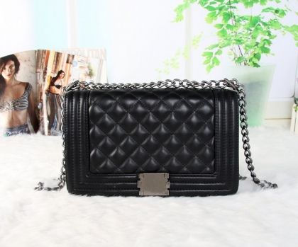 Класическа модна дамска чанта естествена кожа с дръжка метална верига