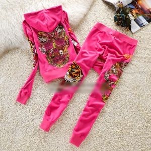 Спортен екип кадифе с камъни Ed Hardy в три цвята