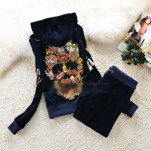 Спортен екип кадифе с камъни Ed Hardy в три цвята