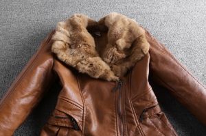 Дамско кожено яке с вата и естествен косъм от заек