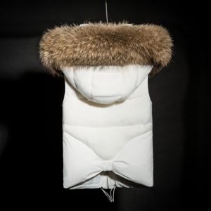 Дамска грейка с гъши пух и естествен косъм на качулката