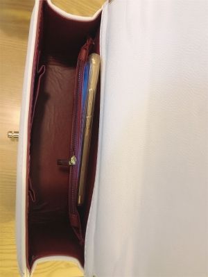 Модна дамска чанта на ромбове с кристални камъни
