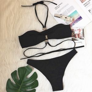 Моден бански с кристали на деколтето 