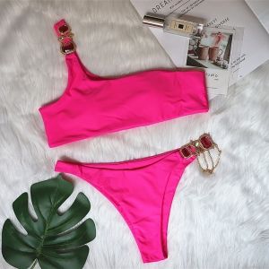 Луксозен секси бански с големи камъни и верижки 