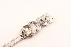 Модни дамски колани