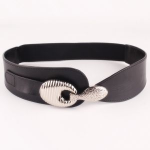 Модни дамски колани със сребристи орнаменти