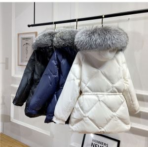 Дамско яке с гъши пух и качулка с голяма яка естествен косъм сребърна лисица