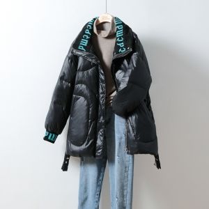 Дамско широко яке с гъши пух и яка с надписи