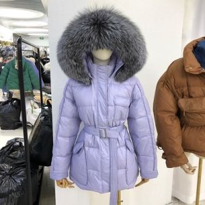 Дамско яке с гъши пух и качулка с голяма яка естествен косъм сребърна лисица