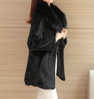 Дамско палто естествен косъм заек с яка лисица