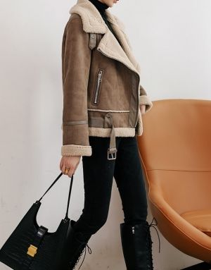 Кафяво дамско яке палто от агнешка вълна