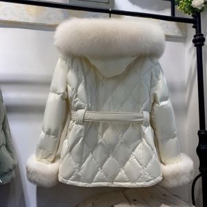 Дамско вталено яке с гъши пух с естествен косъм лисица