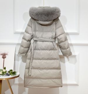 Дамско дълго яке с гъши пух с  голяма яка естествен косъм лисица