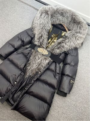 Елегантно вталено яке с гъши пух и естествен косъм лисица