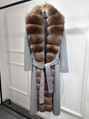 Дамско яке- кашмирена вълна с естествен косъм лисица, есенно-зимно