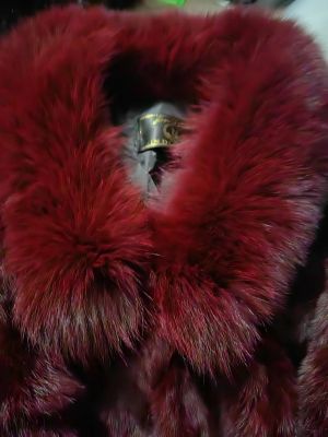 Зимно палто от естествен косъм заек с яка естествен косъм лисица