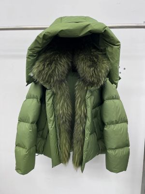 Зимно яке с яка от естествен косъм лисица и подвижни ръкави