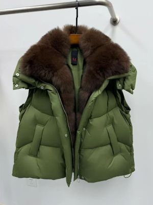 Зимно яке с яка от естествен косъм лисица и подвижни ръкави