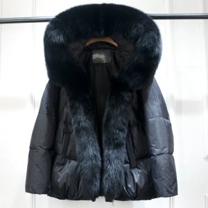 Зимно яке с яка от естествен косъм лисица и голяма качулка