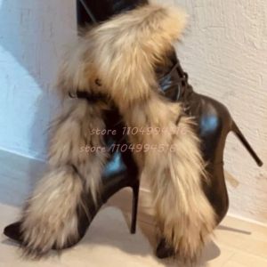 Дамски кожени черни боти с остър връх и тънък ток с естествен косъм лисица