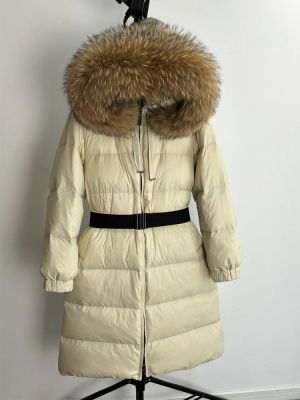 Дълго зимно яке с качулка от естествен косъм миеща мечка и колан