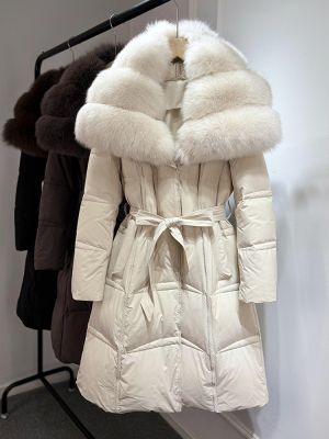 Дълго зимно яке с яка от естествен косъм лисица и колан