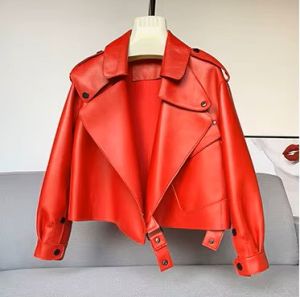 Дамско кожено яке от истинска овча кожа