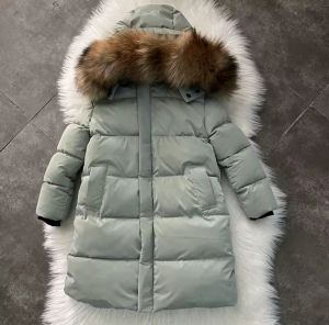 Детскo дълго зимнo яке с гъши пух с качулка естествен косъм