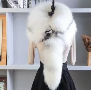 Дамски шал от естествен косъм лисица