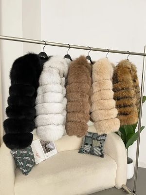 Зимно късо палто от естествен косъм лисица 