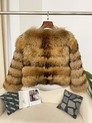 Зимно късо палто от естествен косъм лисица 