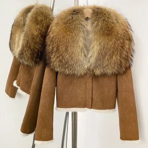 Зимно велурено палто с яка от естествен косъм лисица 
